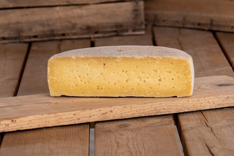 primofiore cheese produced in livigno